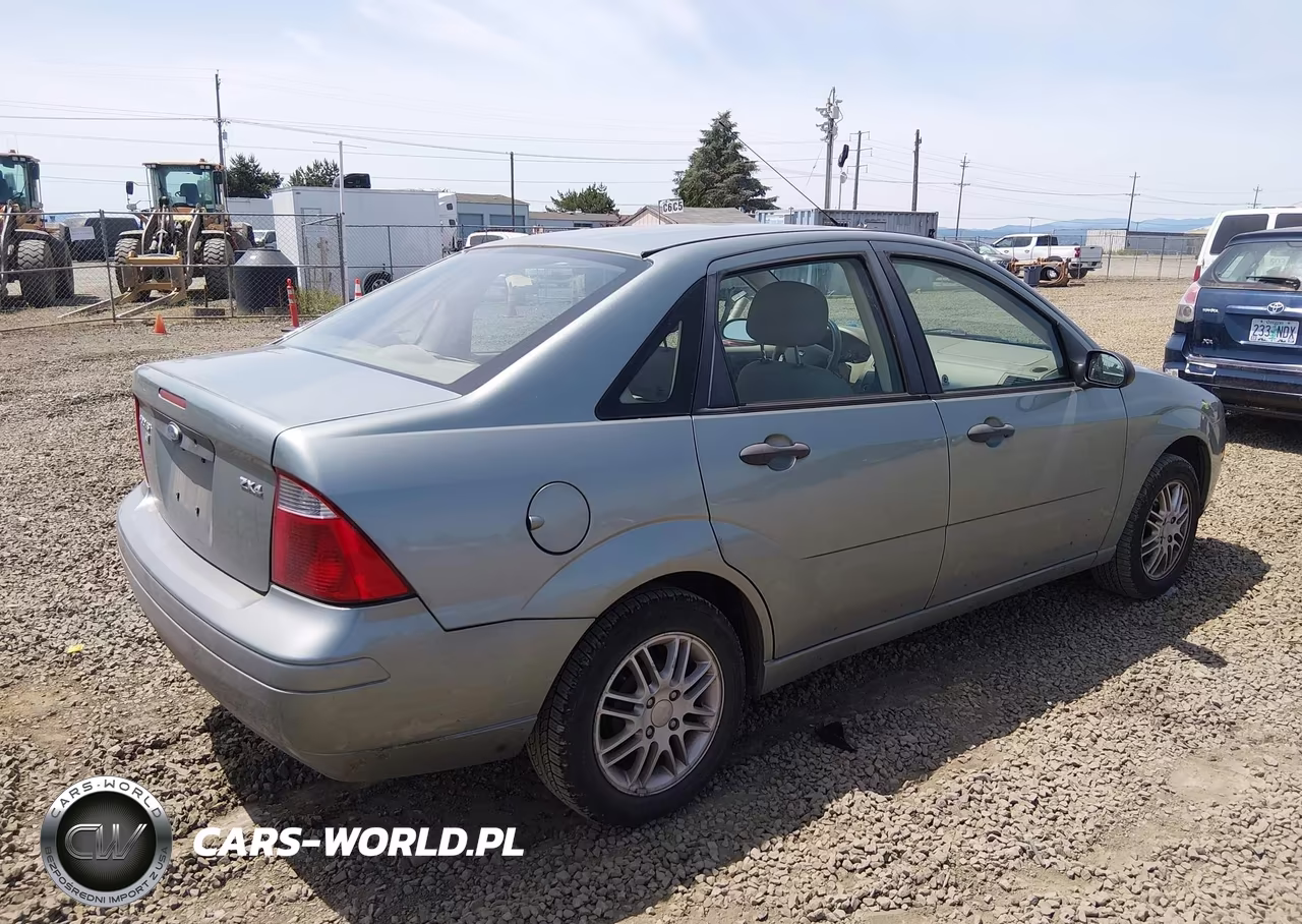 2006 Ford Focus Zx4 VIN:1FAHP34N86W238955 - 4