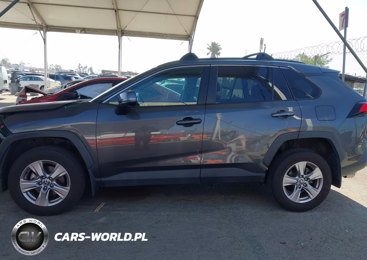 2023 Toyota Rav4 Xle VIN:2T3W1RFVXPW247806 - 15