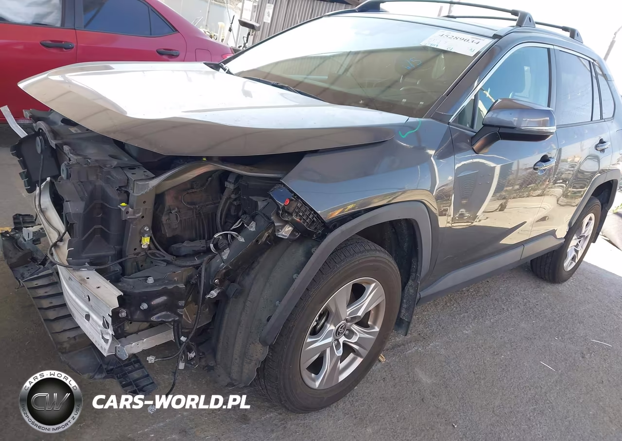 2023 Toyota Rav4 Xle VIN:2T3W1RFVXPW247806 - 18