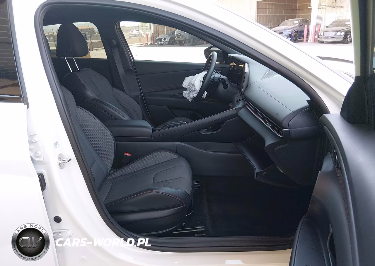 2025 Hyundai Elantra N Line VIN:KMHLR4DFXSU951449 - 5