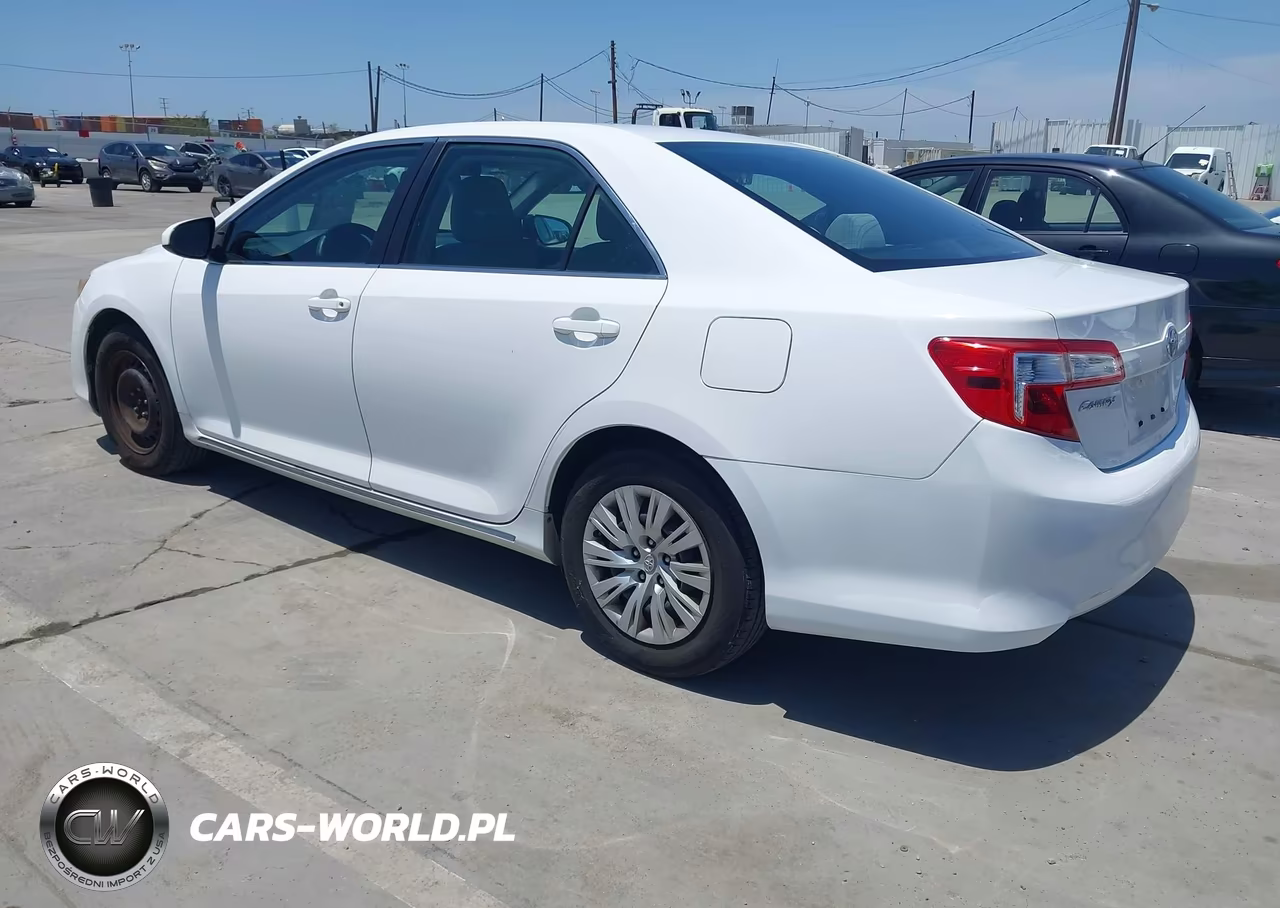 2012 Toyota Camry Le VIN:4T1BF1FK8CU141994 - 3