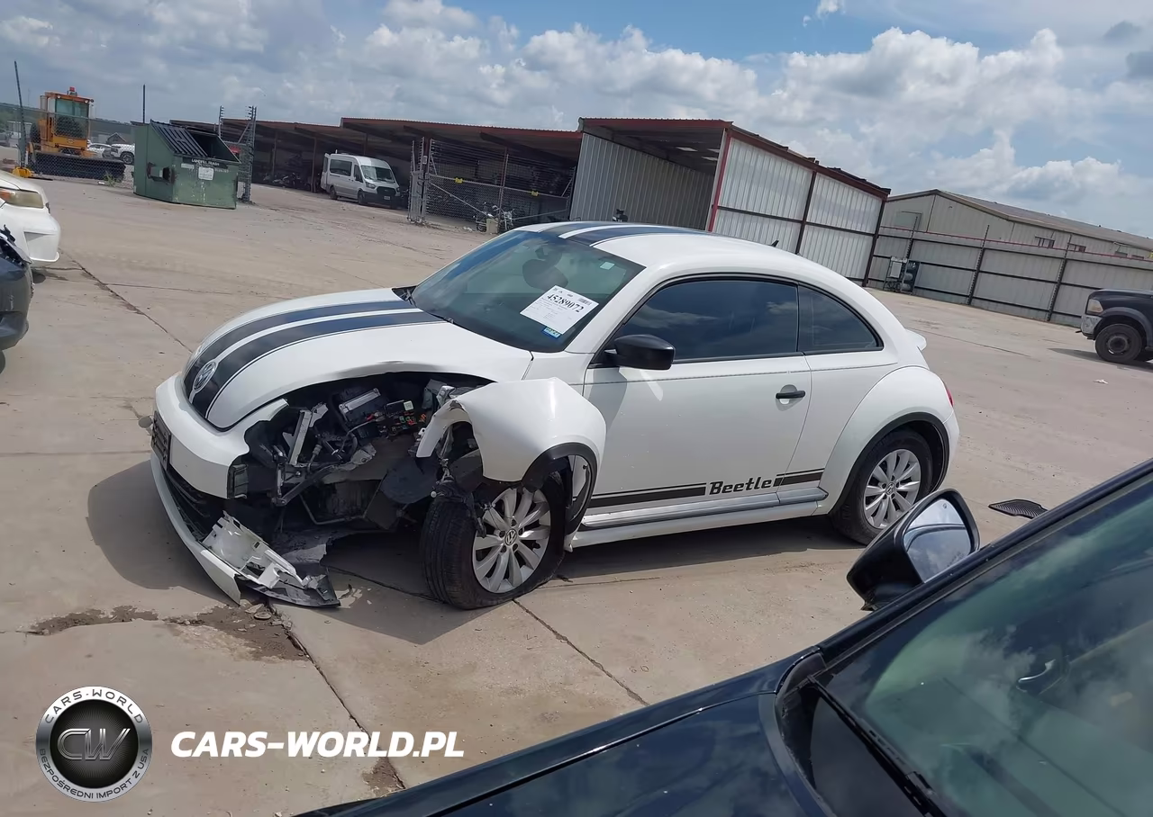 2013 Volkswagen Beetle 2.5L Entry VIN:3VWFP7AT0DM627661 - 14