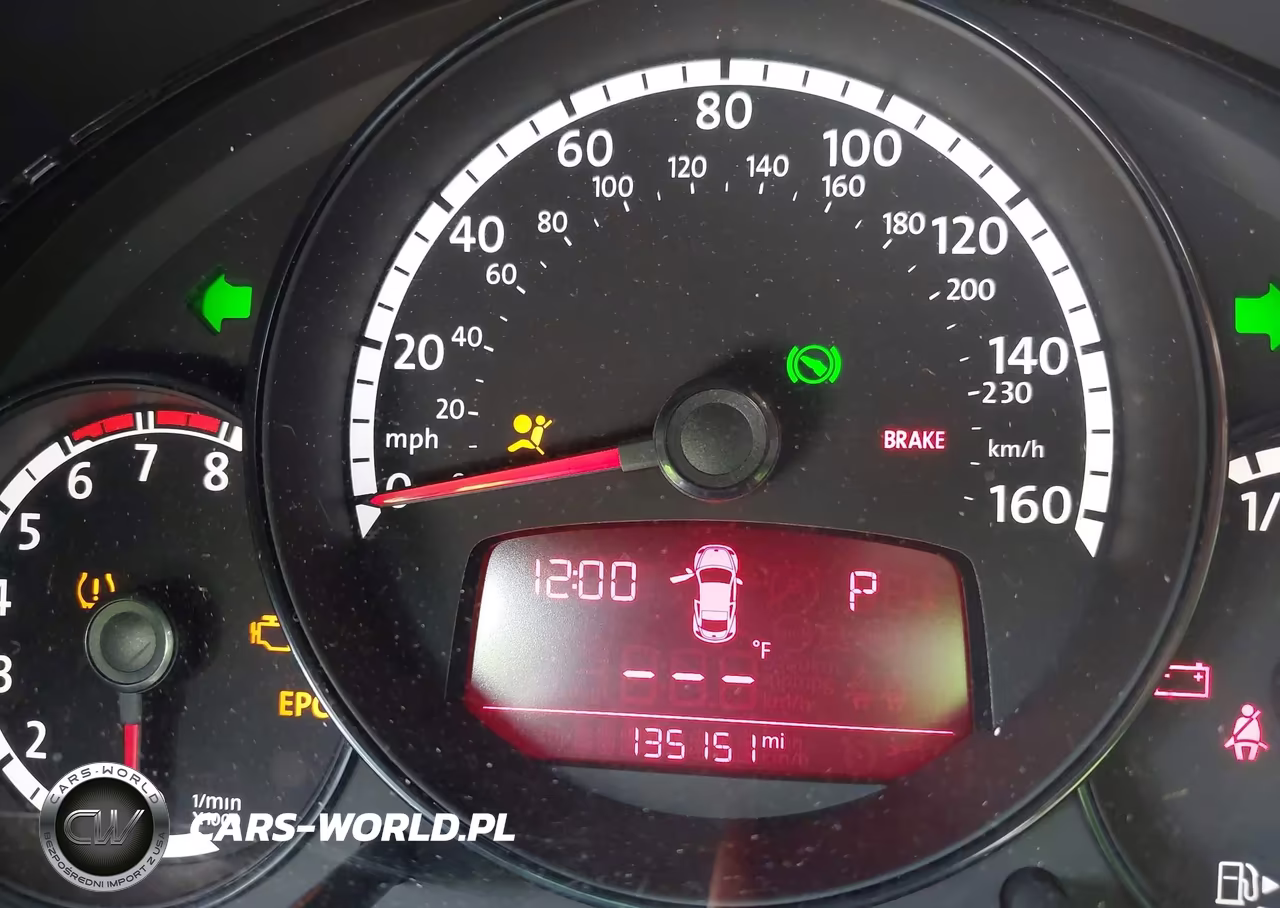 2013 Volkswagen Beetle 2.5L Entry VIN:3VWFP7AT0DM627661 - 15