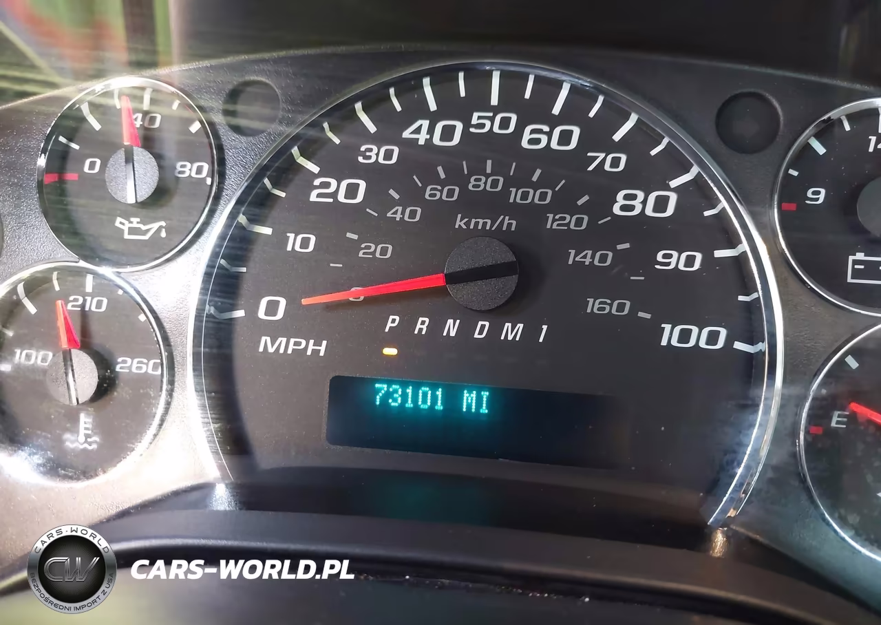2019 Chevrolet Express 2500 Work Van VIN:1GCWGAFP4K1172464 - 16