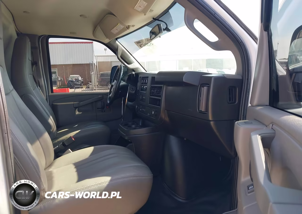 2019 Chevrolet Express 2500 Work Van VIN:1GCWGAFP4K1172464 - 5