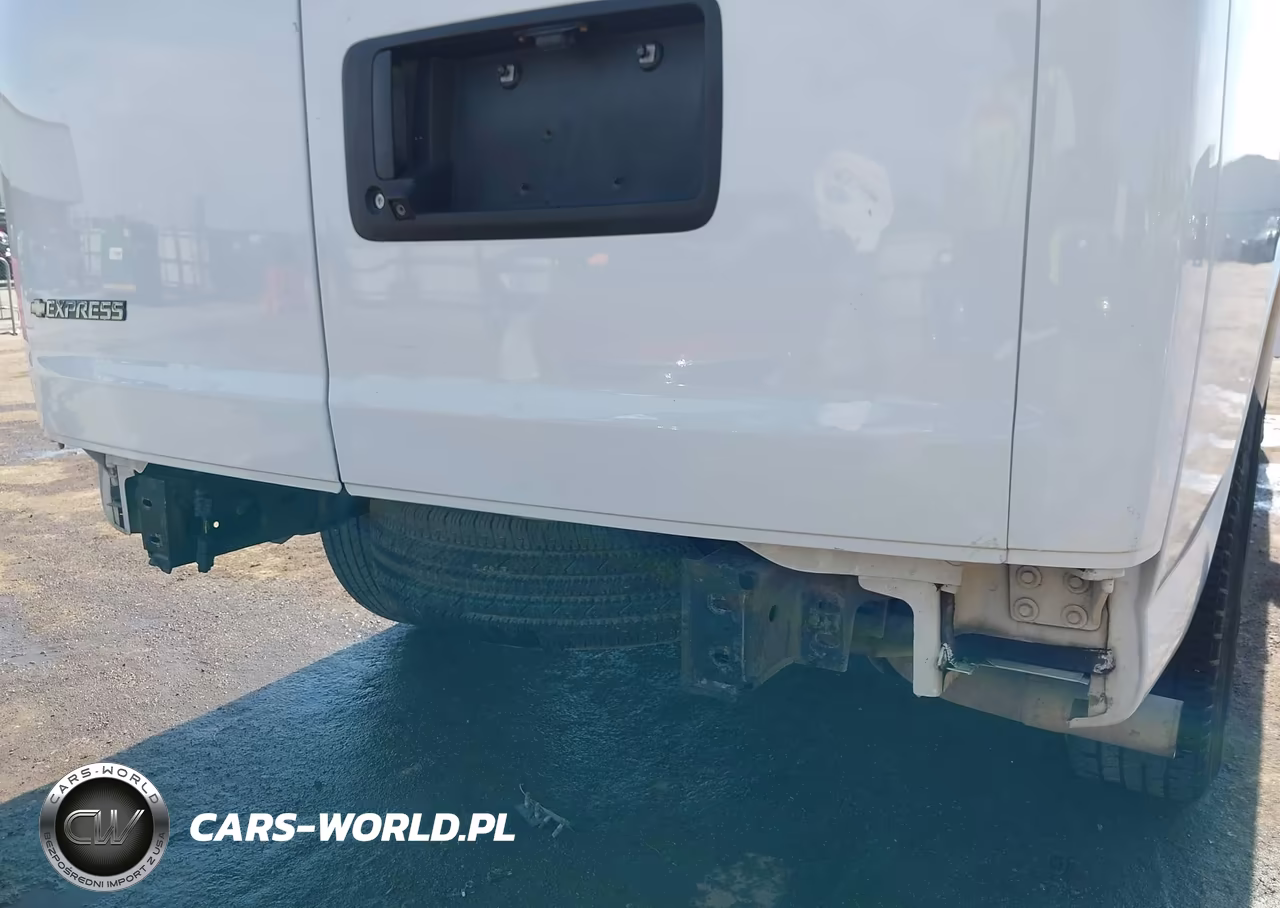 2019 Chevrolet Express 2500 Work Van VIN:1GCWGAFP4K1172464 - 6