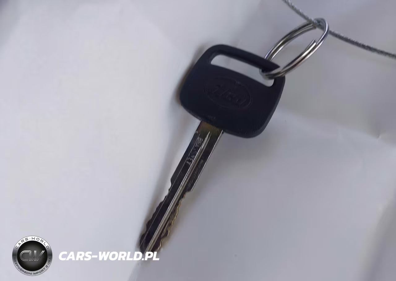 2000 Toyota Camry Le VIN:JT2BG22K3Y0498732 - 11
