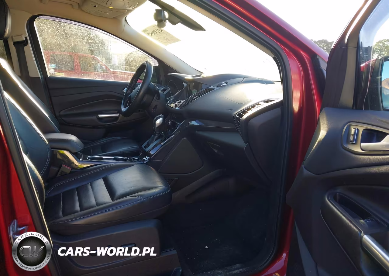 2016 Ford Escape Titanium VIN:1FMCU9JX0GUB55471 - 5