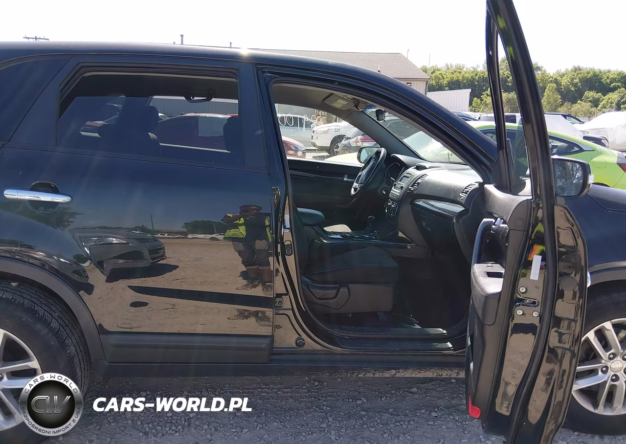 2014 Kia Sorento Lx VIN:5XYKT3A6XEG508367 - 5