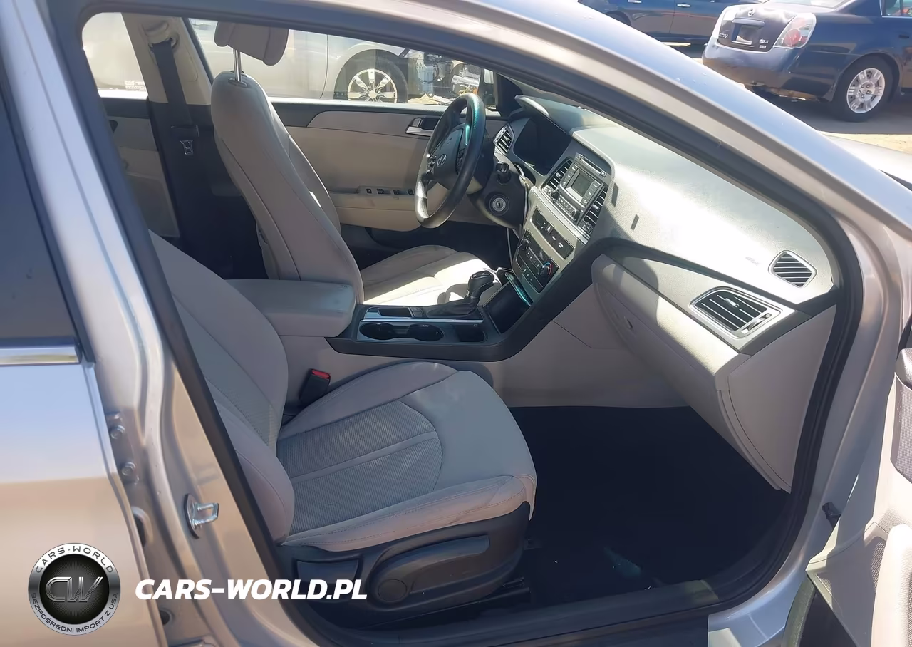 2017 Hyundai Sonata VIN:5NPE24AF7HH588701 - 5