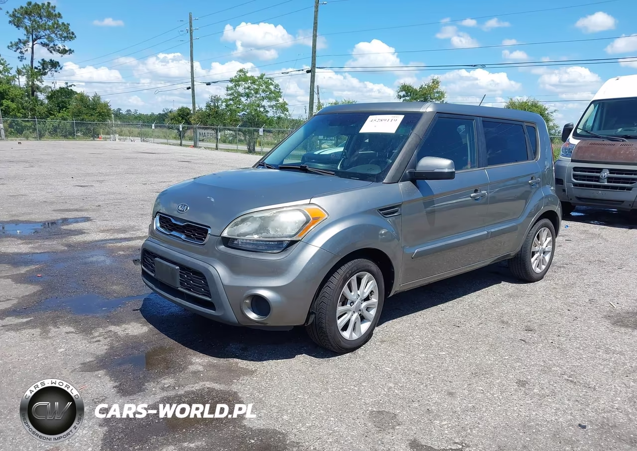 2012 Kia Soul + VIN:KNDJT2A66C7373100 - 2