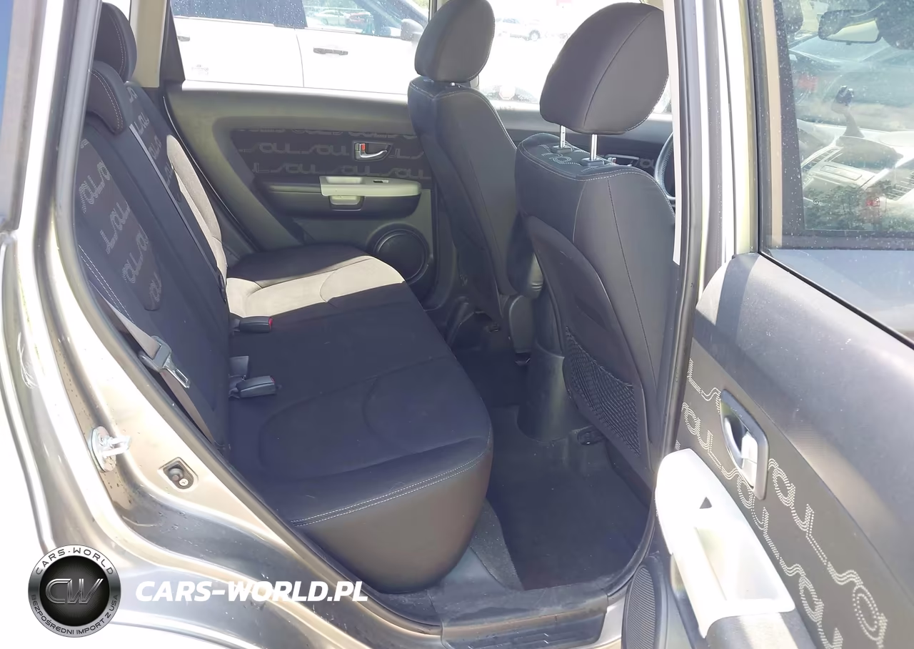 2012 Kia Soul + VIN:KNDJT2A66C7373100 - 8