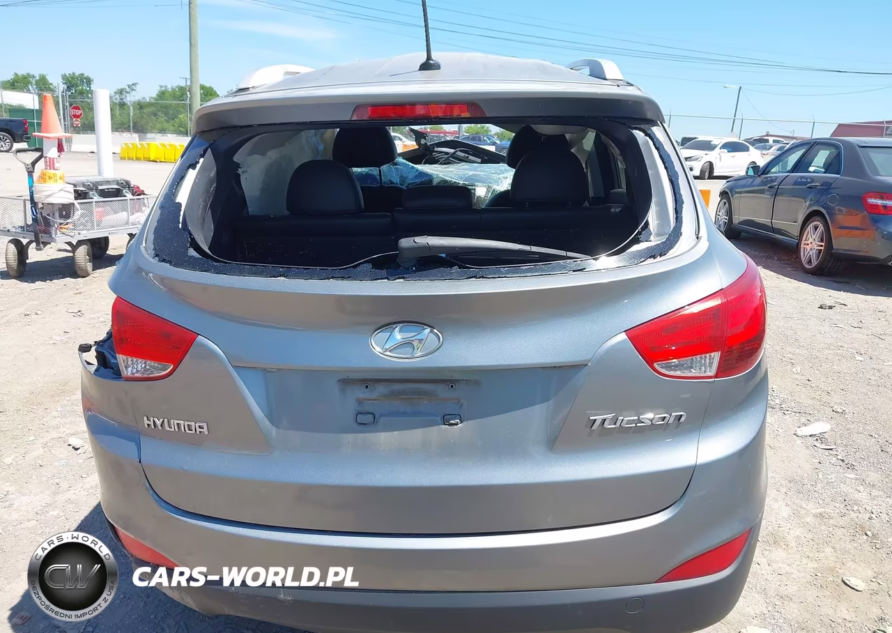 2011 Hyundai Tucson Gls VIN:KM8JU3AC2BU258076 - 16