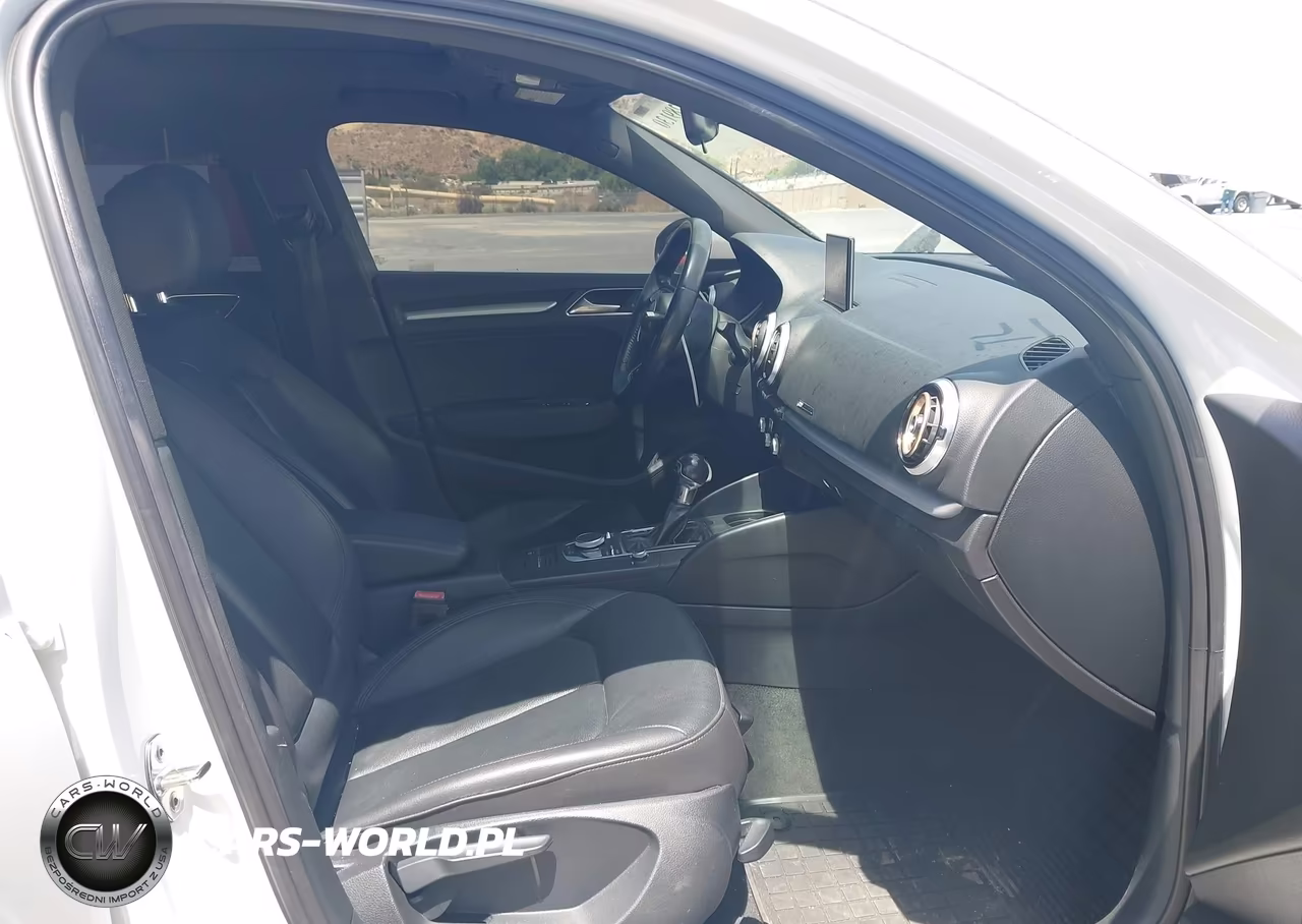 2018 Audi A3 2.0T Premium-2.0T Tech Premium VIN:WAUAUGFF8J1008837 - 5