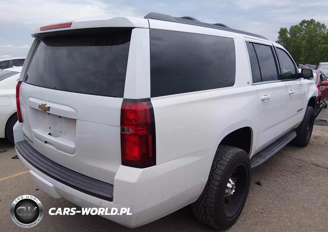 2018 Chevrolet Suburban Lt VIN:1GNSKHKCXJR185039 - 4