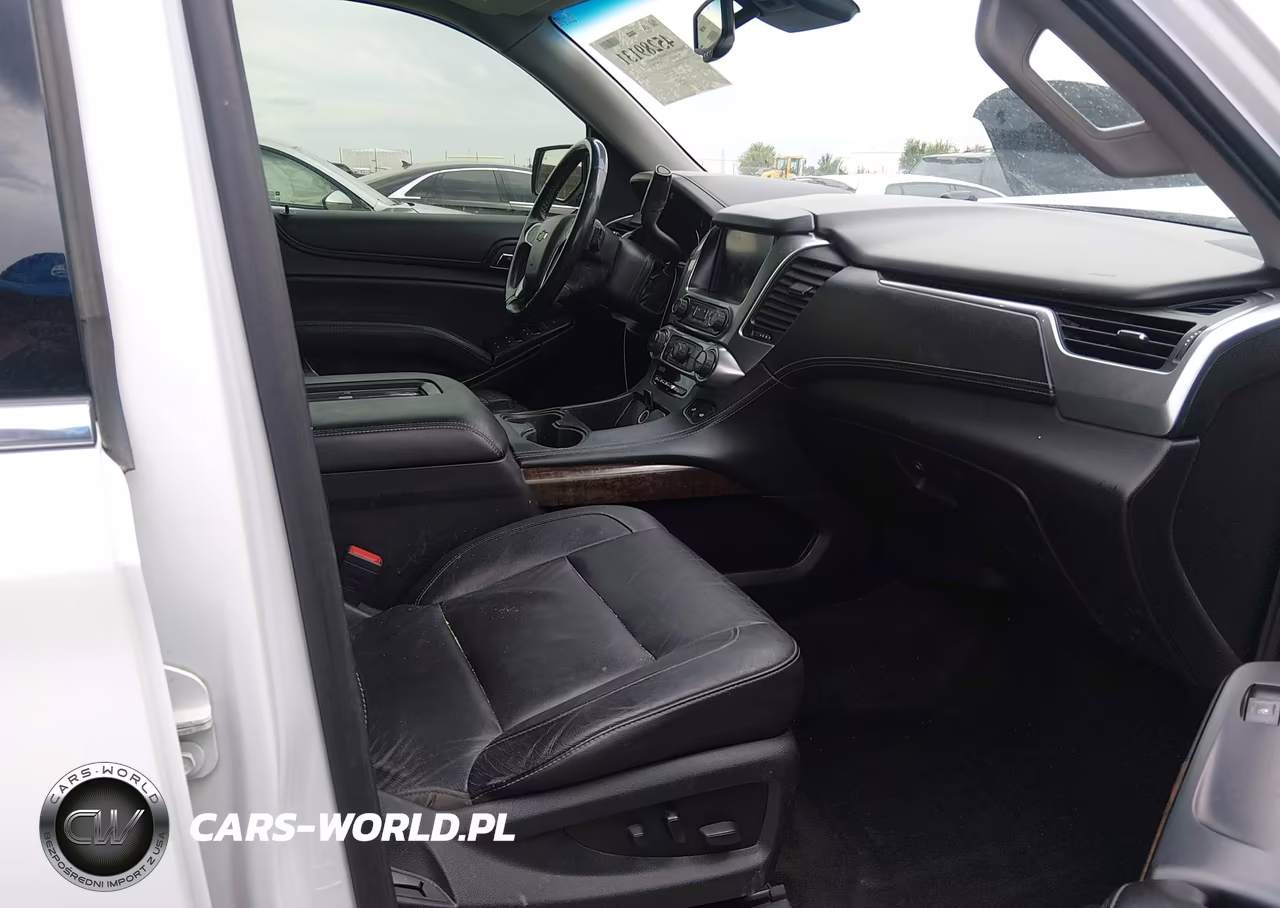 2018 Chevrolet Suburban Lt VIN:1GNSKHKCXJR185039 - 5