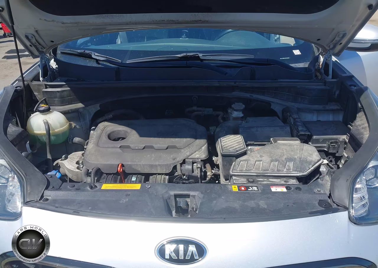 2020 Kia Sportage S VIN:KNDP6CAC2L7684066 - 10