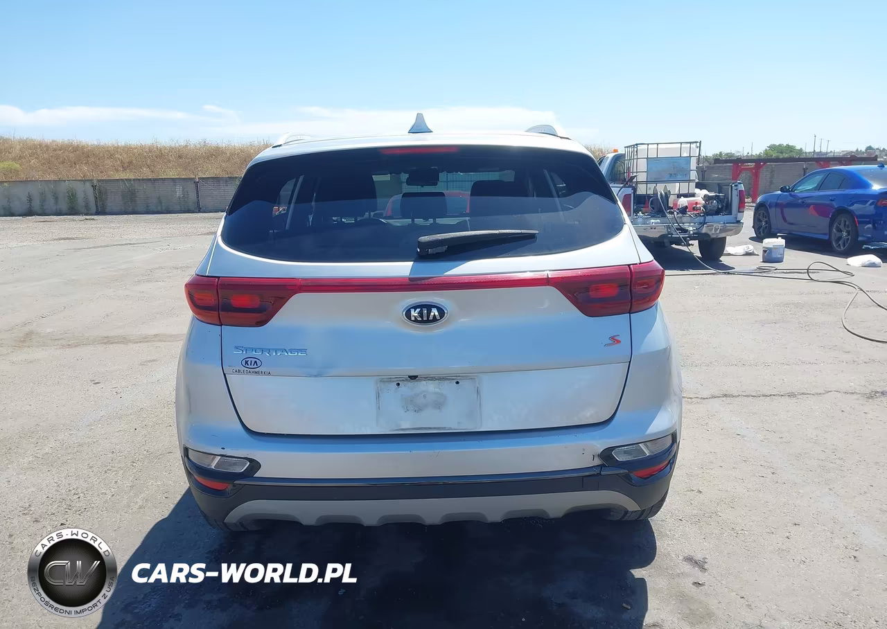 2020 Kia Sportage S VIN:KNDP6CAC2L7684066 - 17