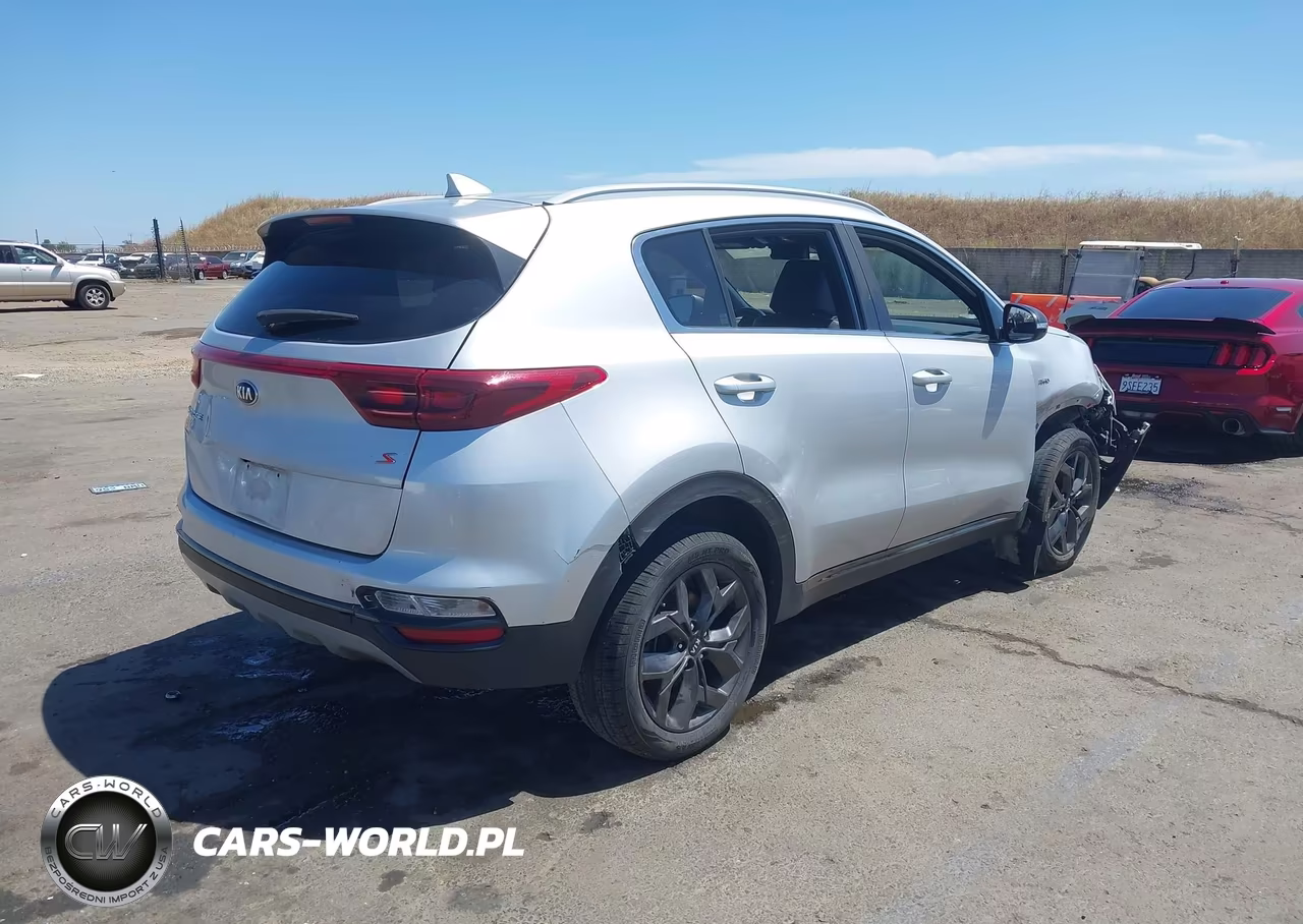 2020 Kia Sportage S VIN:KNDP6CAC2L7684066 - 4