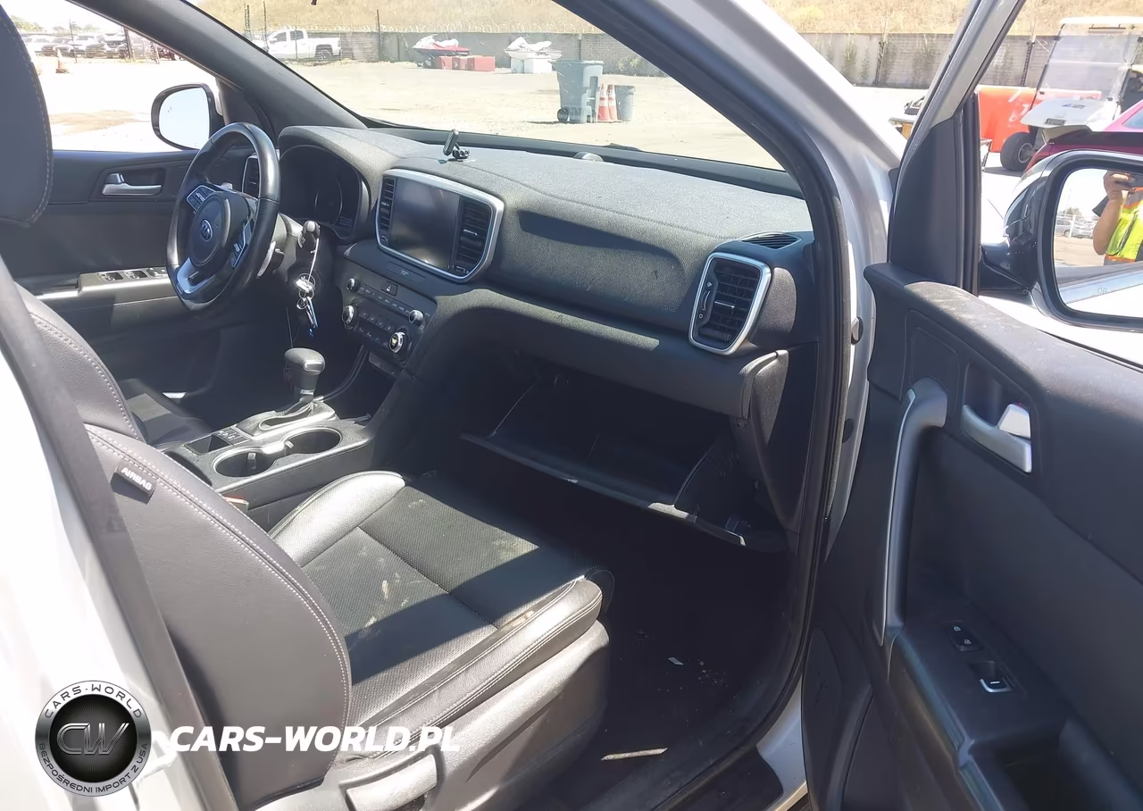 2020 Kia Sportage S VIN:KNDP6CAC2L7684066 - 5