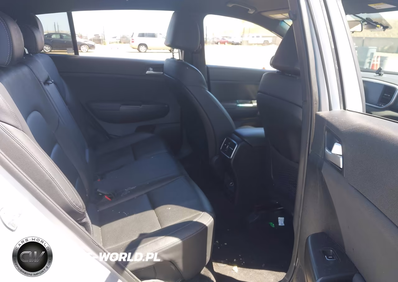 2020 Kia Sportage S VIN:KNDP6CAC2L7684066 - 8