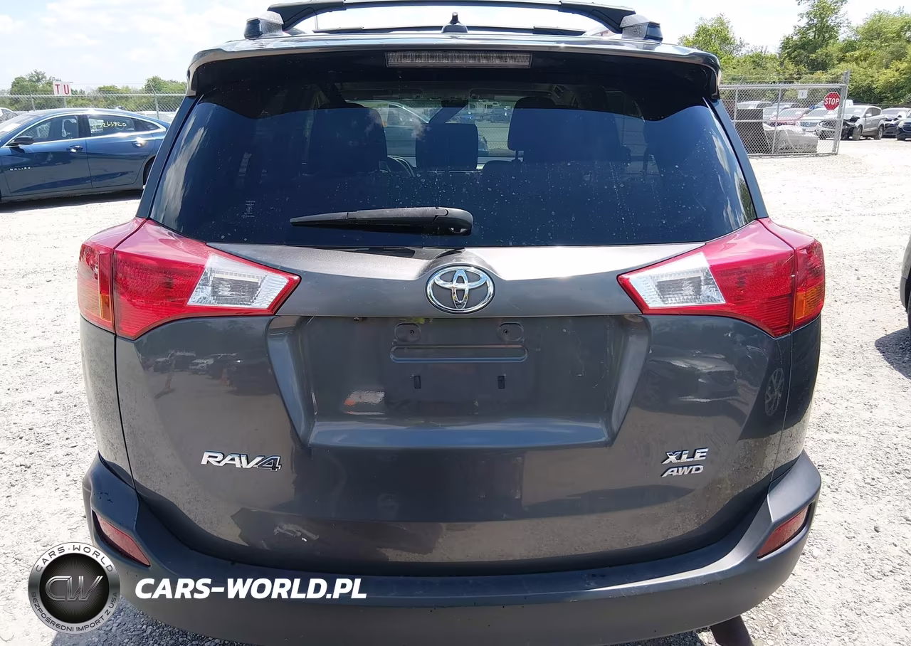 2015 Toyota Rav4 Xle VIN:JTMRFREVXFD160760 - 16