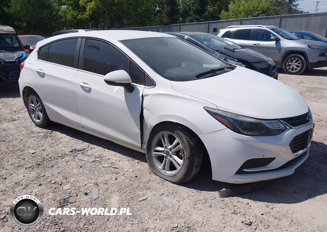 2017 Chevrolet Cruze Lt Auto – zdjęcie 1 z 16