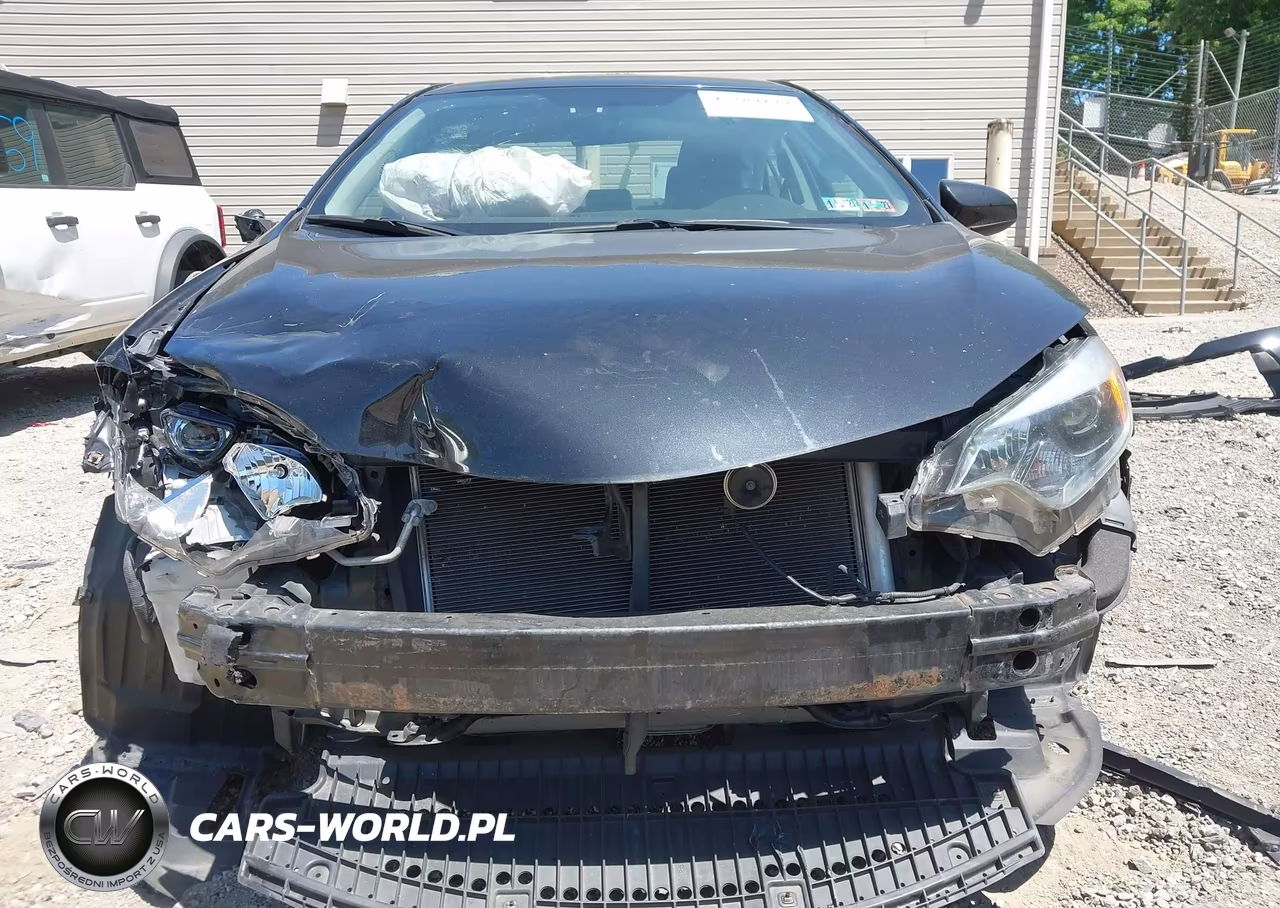 2016 Toyota Corolla Le VIN:2T1BURHEXGC696481 - 12