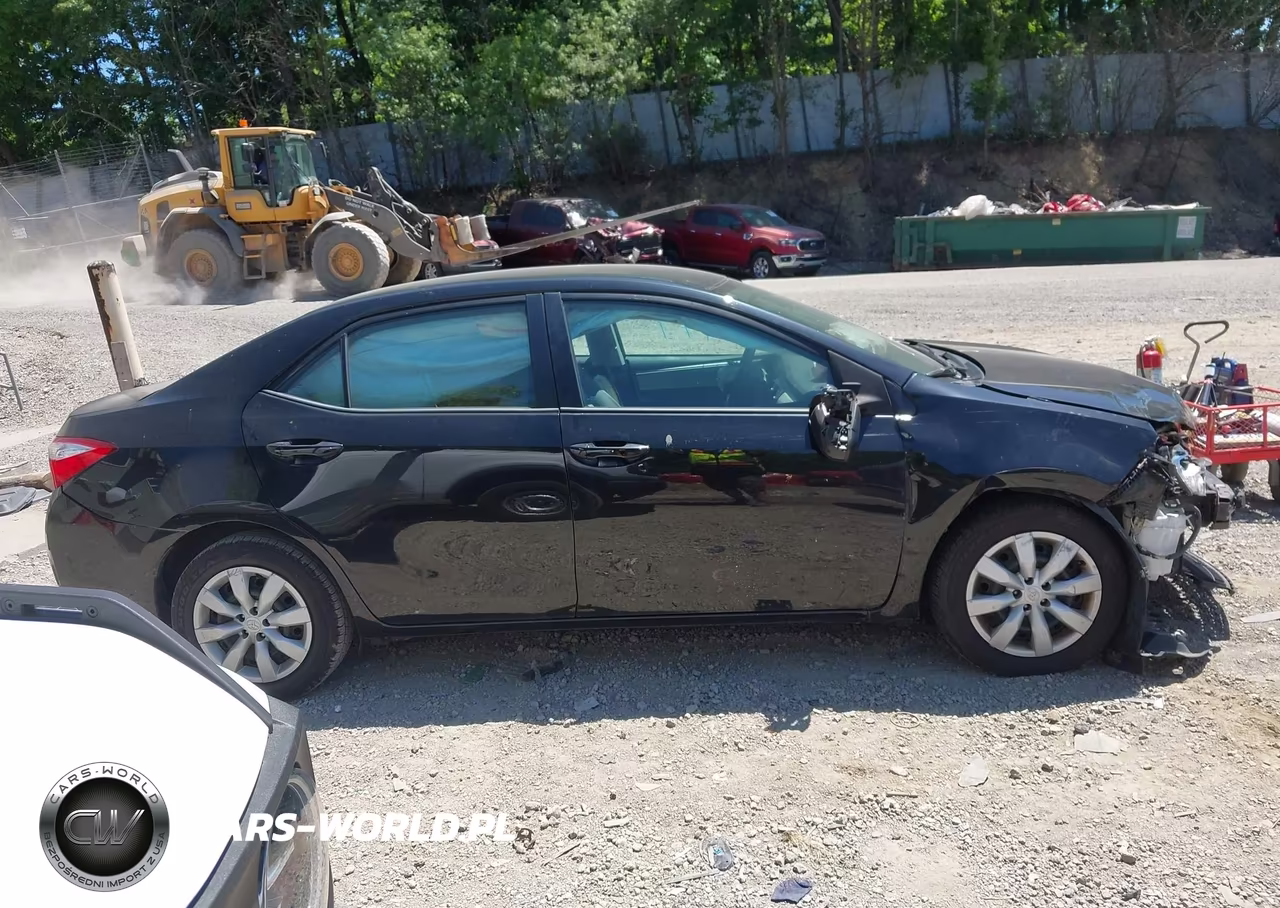 2016 Toyota Corolla Le VIN:2T1BURHEXGC696481 - 13