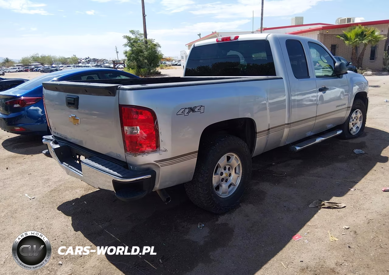 2012 Chevrolet Silverado 1500 Ls VIN:1GCRKREA9CZ123044 - 4