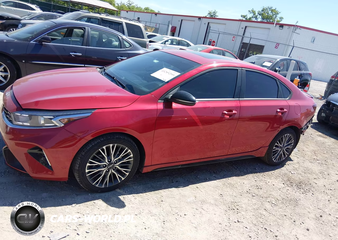 2024 Kia Forte Gt-Line VIN:3KPF54AD9RE807383 - 15