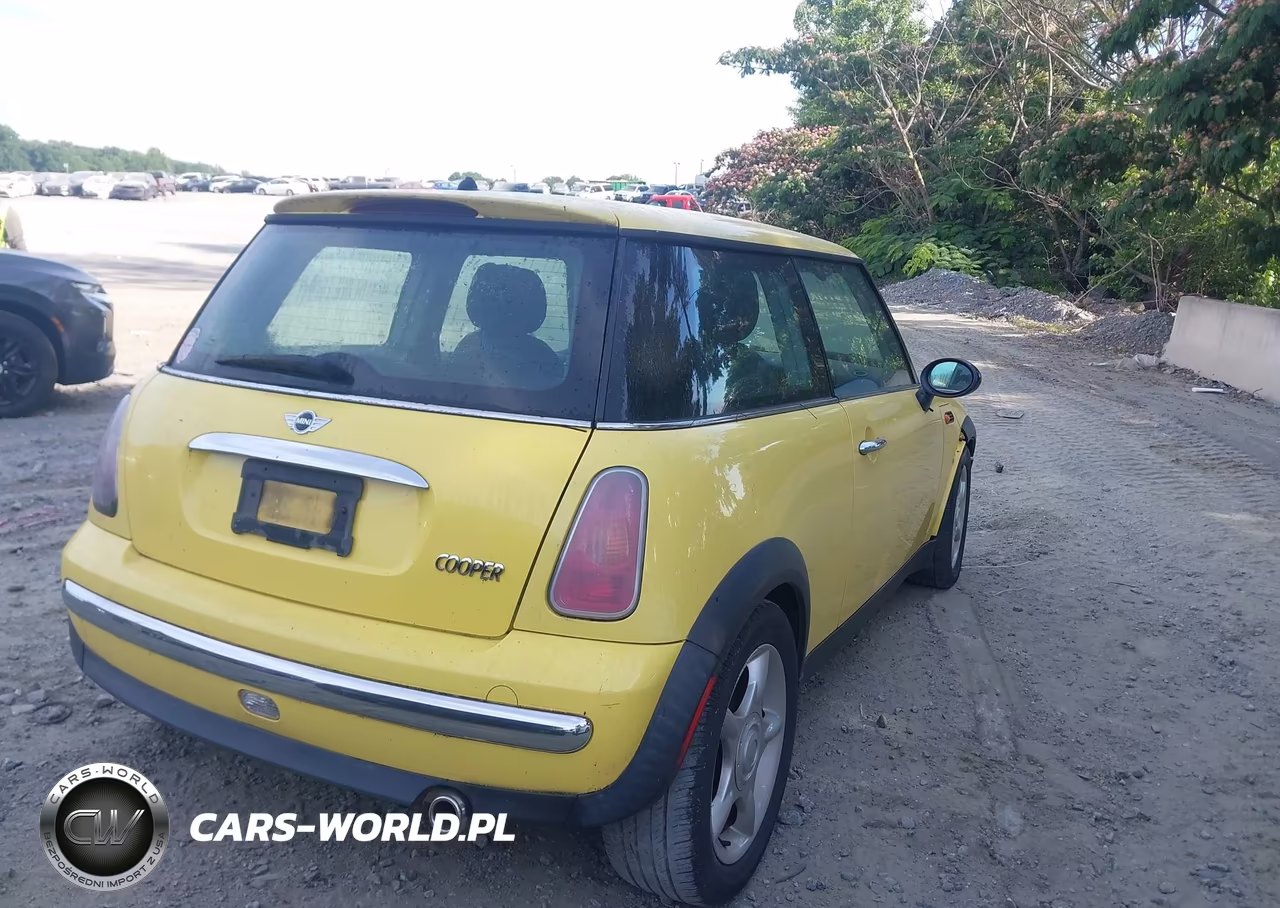 2004 Mini Cooper VIN:WMWRC33404TJ55132 - 4
