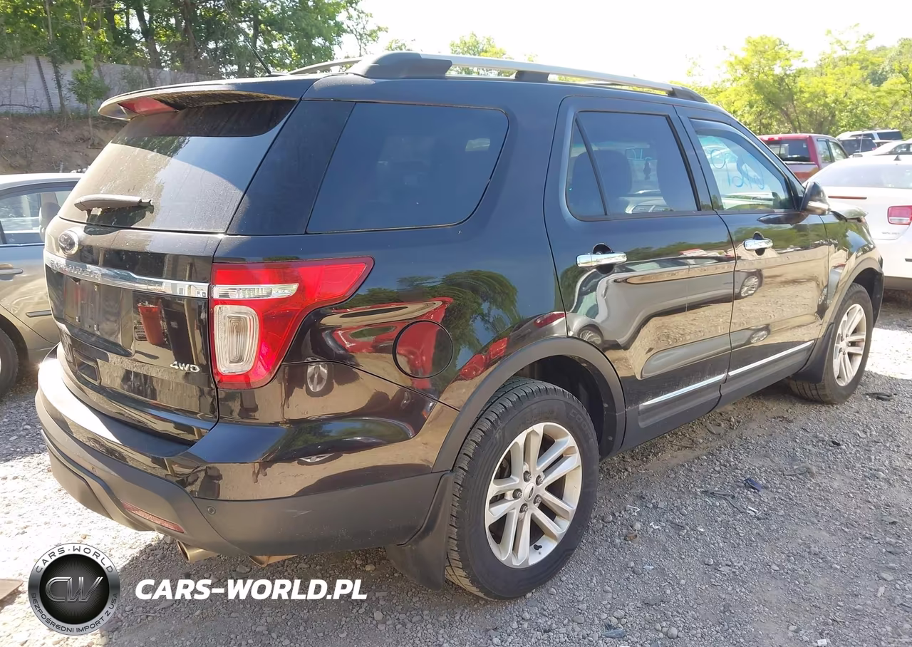 2014 Ford Explorer Xlt VIN:1FM5K8D85EGC45949 - 4