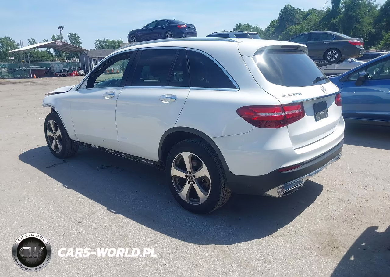 2018 Mercedes-Benz Glc 300 4Matic VIN:WDC0G4KB2JV081387 - 3