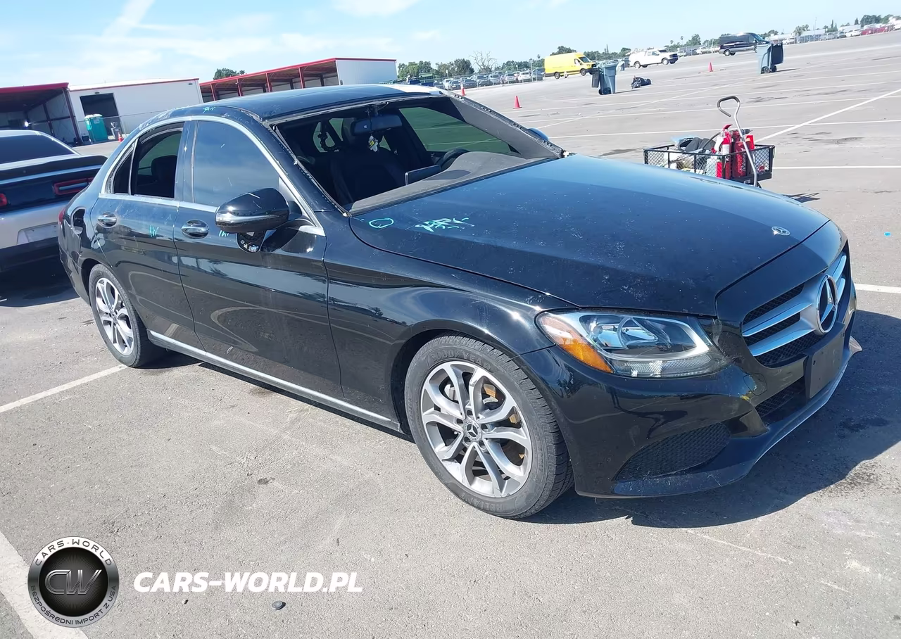 2018 Mercedes-Benz C 300 – zdjęcie 1 z 17