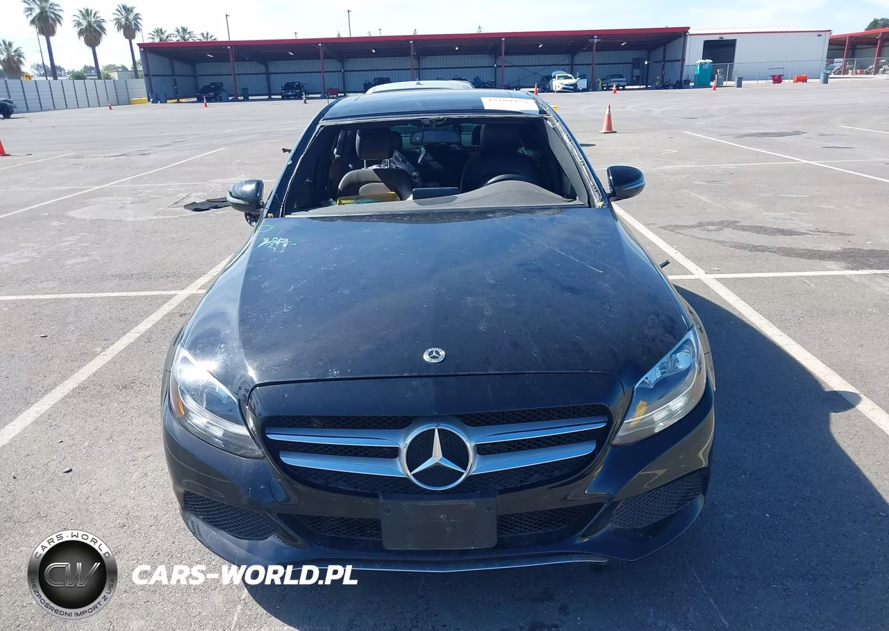 2018 Mercedes-Benz C 300 VIN:55SWF4JB2JU255668 - 12