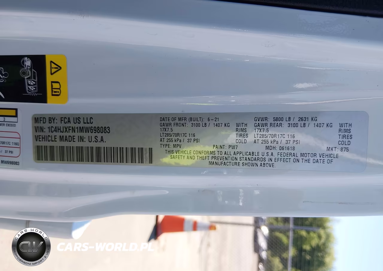 2021 Jeep Wrangler Unlimited Rubicon 4X4 VIN:1C4HJXFN1MW698083 - 9