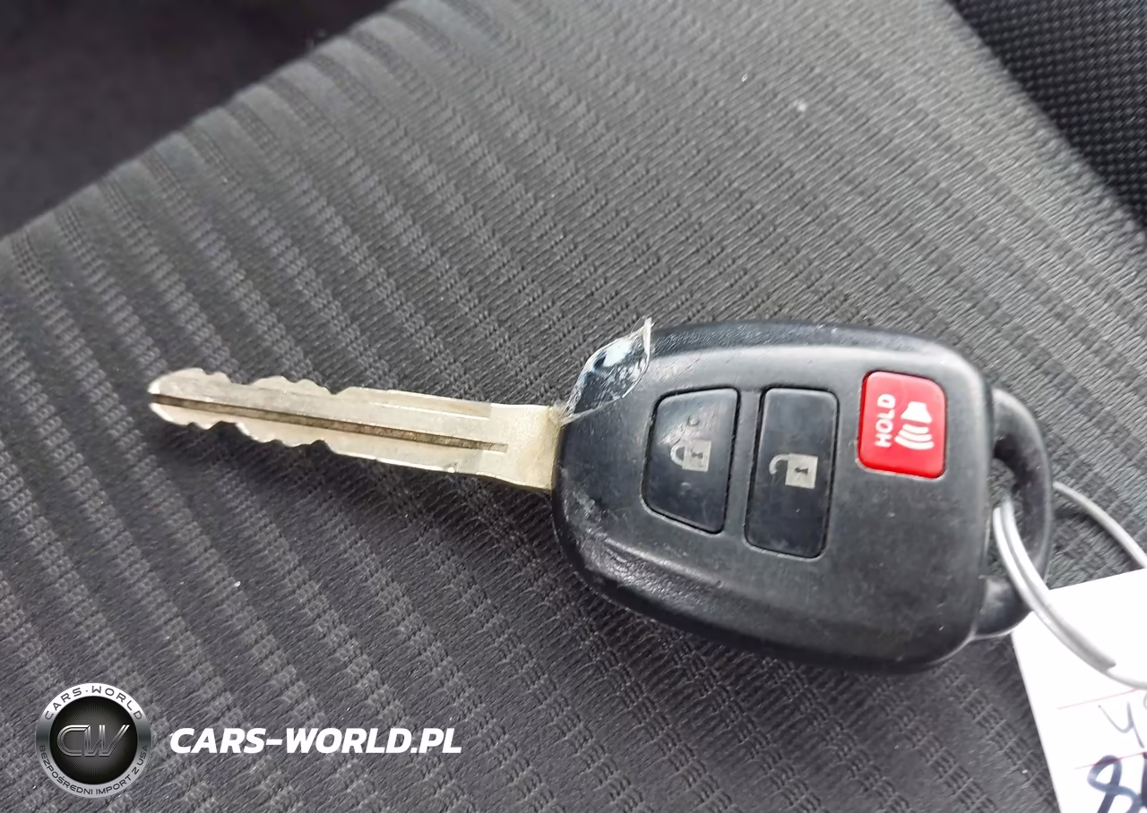 2018 Toyota Rav4 Le VIN:JTMZFREV8JJ175798 - 11