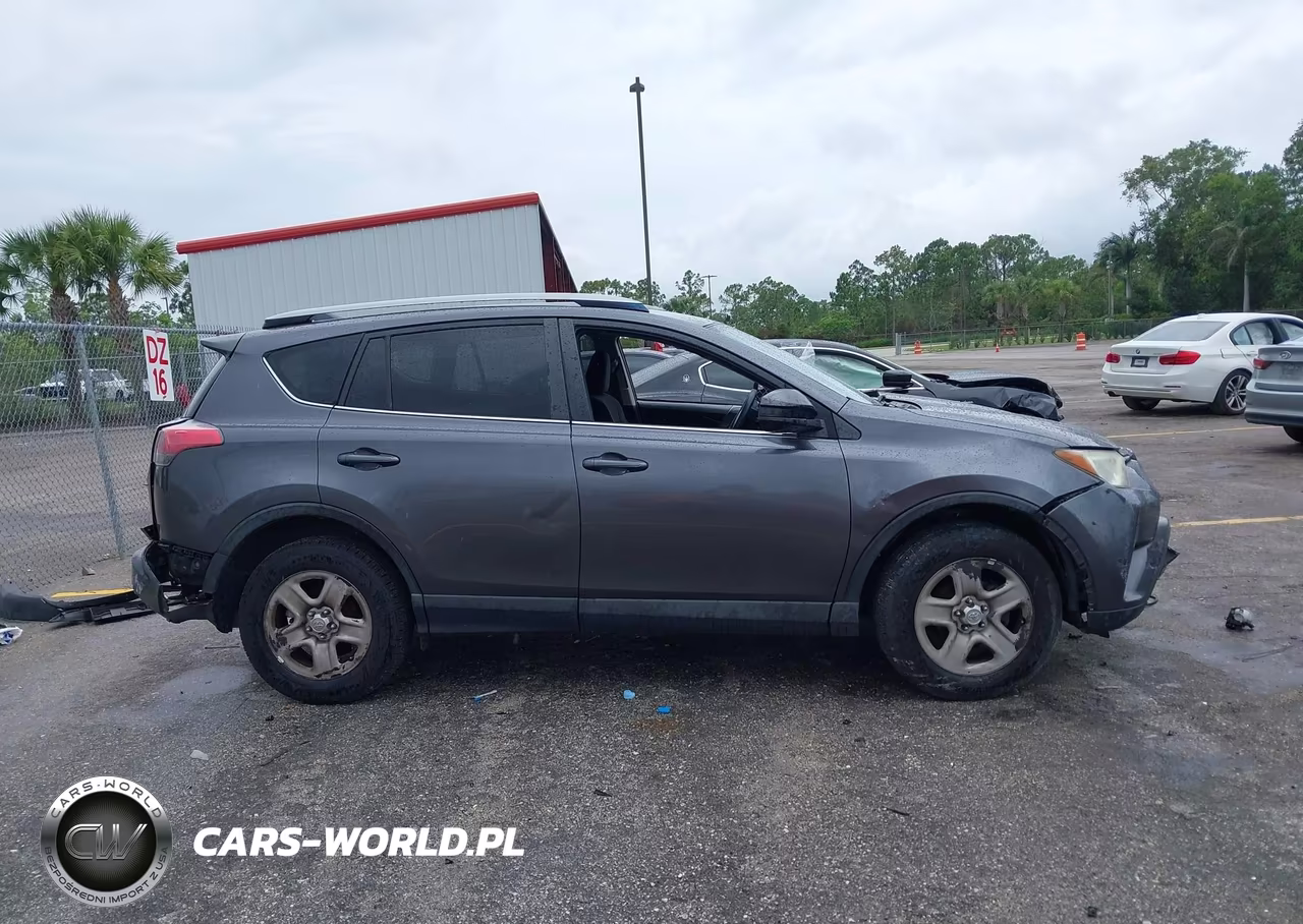 2018 Toyota Rav4 Le VIN:JTMZFREV8JJ175798 - 13