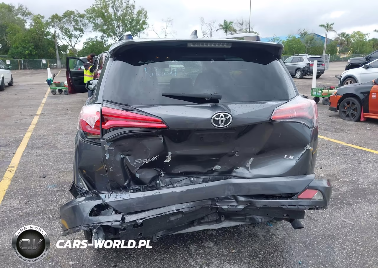 2018 Toyota Rav4 Le VIN:JTMZFREV8JJ175798 - 16