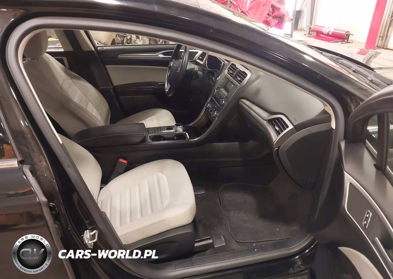 2018 Ford Fusion Hybrid S VIN:3FA6P0UU1JR123011 - 5
