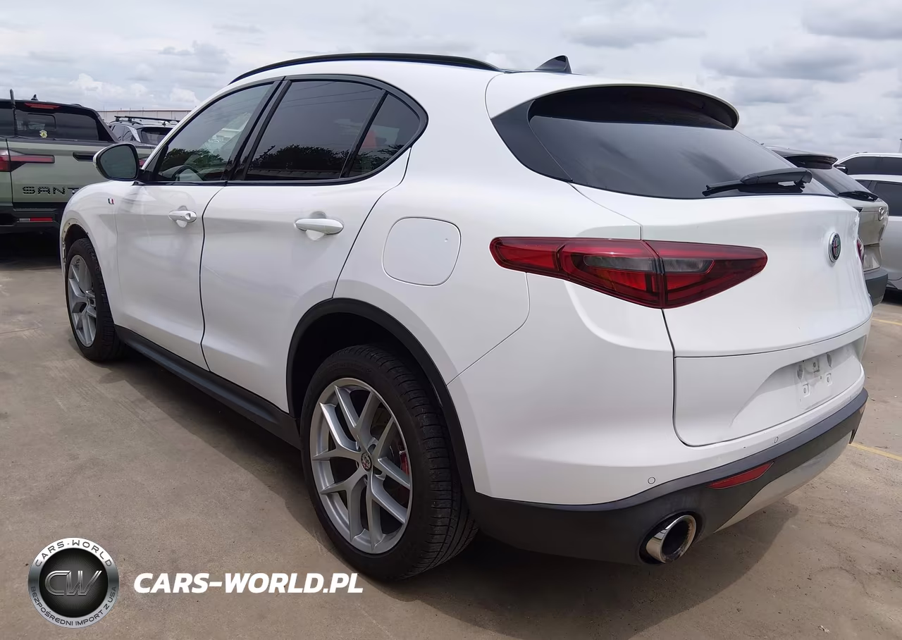 2018 Alfa Romeo Stelvio Ti Sport Awd VIN:ZASFAKNN5J7B89896 - 3