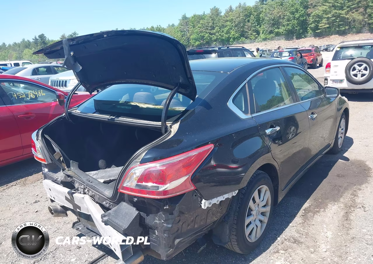 2013 Nissan Altima 2.5 S VIN:1N4AL3AP2DC280006 - 4