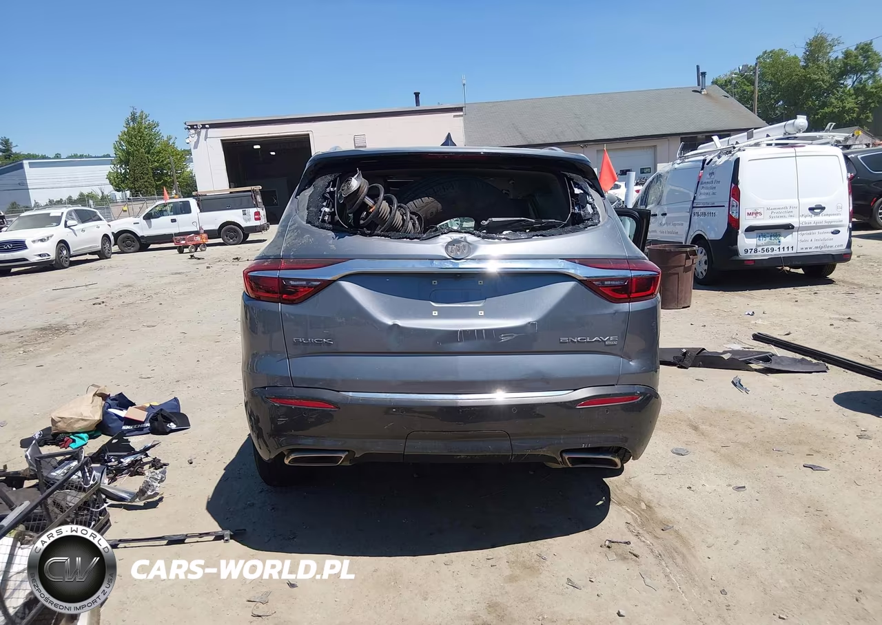 2018 Buick Enclave Essence VIN:5GAEVAKW1JJ174056 - 17