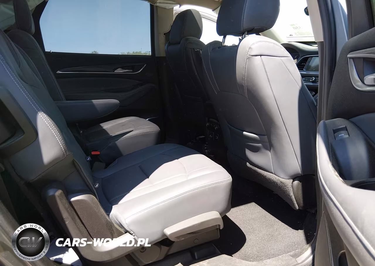 2018 Buick Enclave Essence VIN:5GAEVAKW1JJ174056 - 8