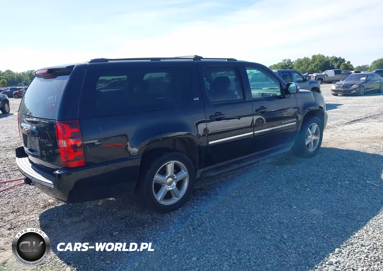 2013 Chevrolet Suburban 1500 Ltz VIN:1GNSCKE09DR106749 - 4