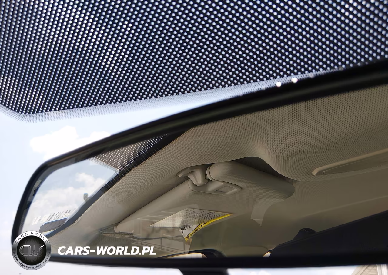 2018 Ford Focus Se VIN:1FADP3F20JL328869 - 14