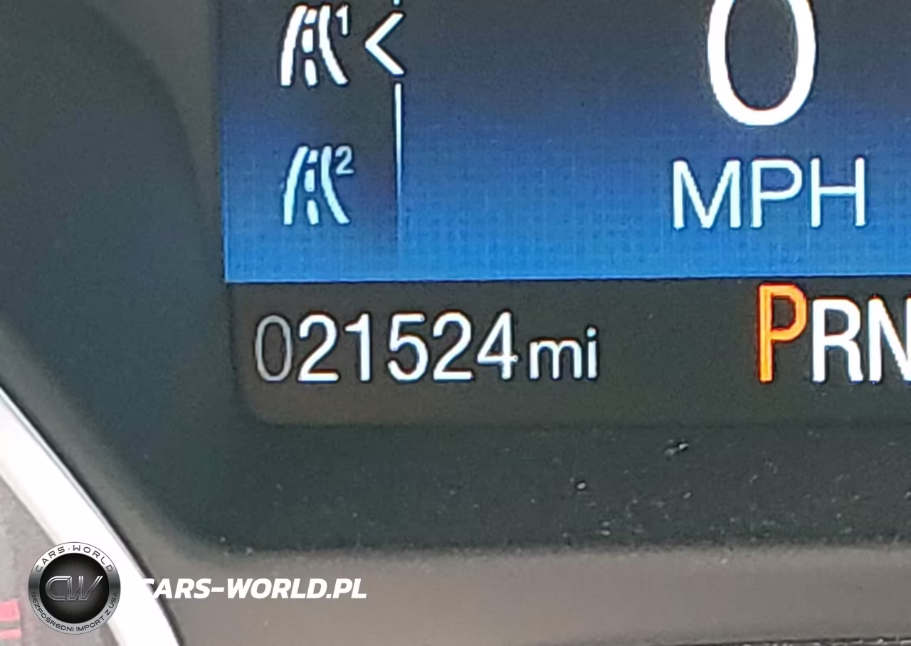 2018 Ford Focus Se VIN:1FADP3F20JL328869 - 18