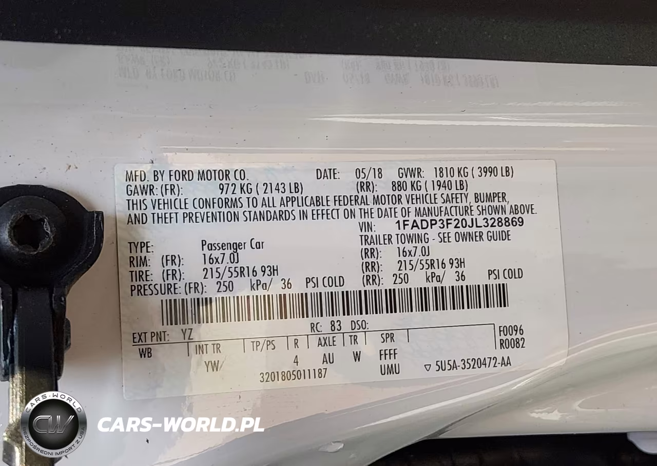 2018 Ford Focus Se VIN:1FADP3F20JL328869 - 9