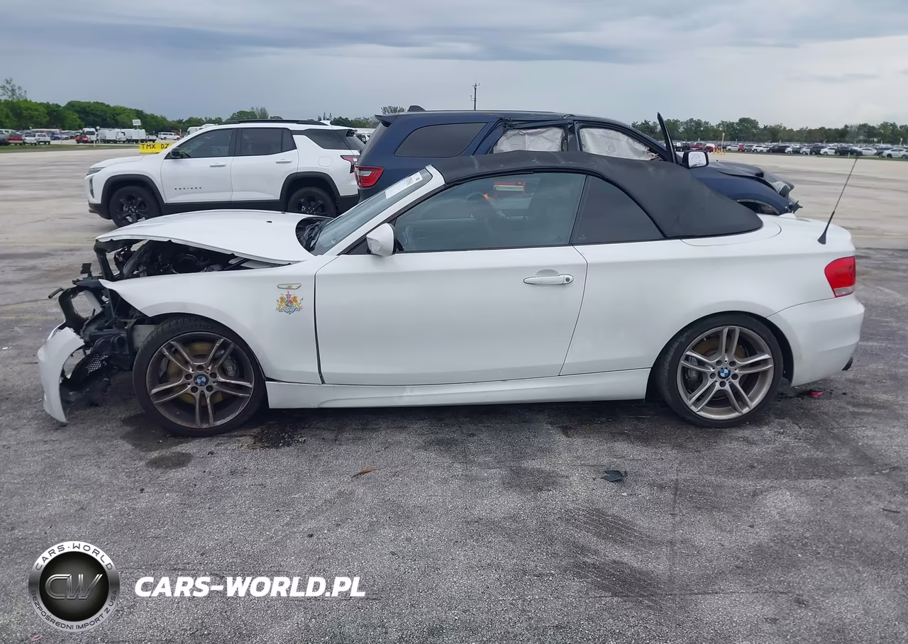 2013 BMW 135I VIN:WBAUN7C58DVM27760 - 14